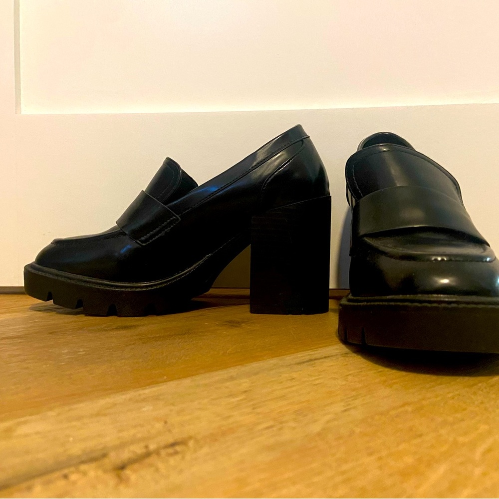 Steve Madden Black Platform Loafers
